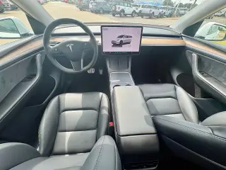 Tesla Model Y 2024 AWD Performance 4dr Crossover