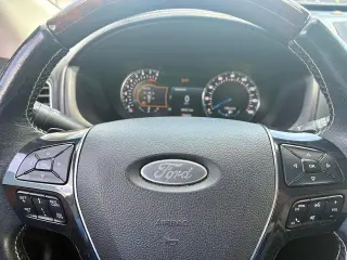 Ford Explorer 2017 AWD Platinum 4dr SUV