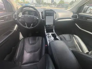 Ford Edge 2022 AWD Titanium 4dr Crossover
