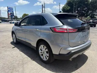 Ford Edge 2022 AWD Titanium 4dr Crossover