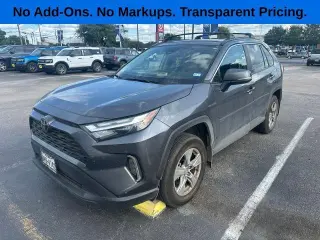 Toyota RAV4 2025 XLE 4dr SUV