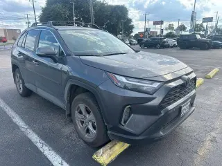 Toyota RAV4 2025 XLE 4dr SUV