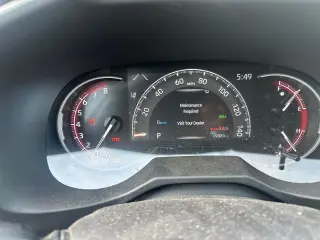 Toyota RAV4 2025 XLE 4dr SUV