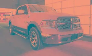 Ram 1500 2018 4x2 Laramie 4dr Crew Cab 5.5 ft. SB Pickup