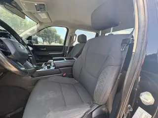 Toyota Tundra 2024 4x2 SR5 4dr CrewMax Cab Pickup SB