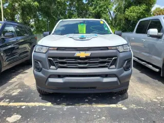Chevrolet Colorado 2023 4x2 Work Truck 4dr Crew Cab 5 ft. SB