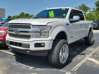 Ford F-150 2018 4x4 King Ranch 4dr SuperCrew 5.5 ft. SB