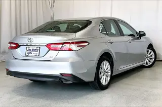 Toyota Camry 2018 SE 4dr Sedan