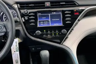 Toyota Camry 2018 SE 4dr Sedan