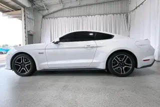Ford Mustang 2021 GT Premium 2dr Fastback