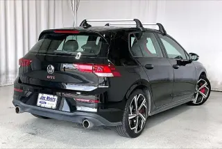 Volkswagen Golf GTI 2024 SE 4dr Hatchback