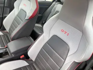 Volkswagen Golf GTI 2024 SE 4dr Hatchback