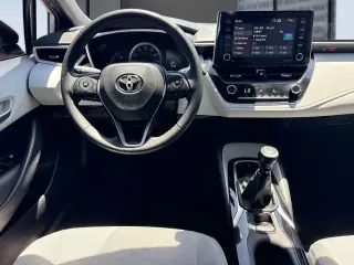 Toyota Corolla Hatchback 2021 SE 4dr Hatchback 6M
