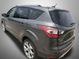 Ford Escape 2017 AWD Titanium 4dr SUV
