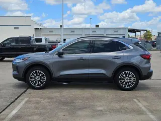 Ford Escape Plug-In Hybrid 2025 PHEV 4dr SUV