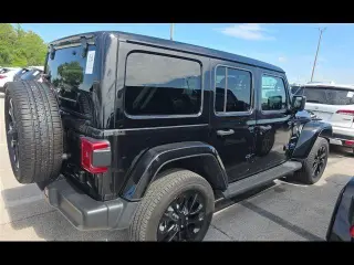 Jeep Wrangler 2023 4x4 Sahara 4xe 4dr SUV