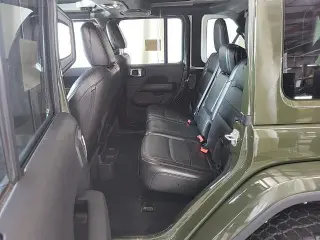 Jeep Wrangler Unlimited 2022 4x4 Sahara 4dr SUV