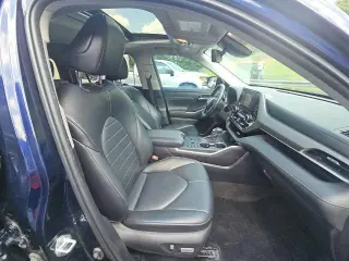 Toyota Highlander 2023 L 4dr SUV
