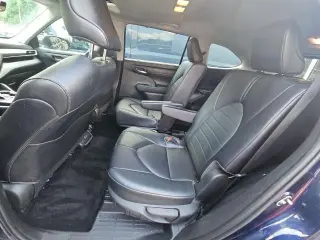 Toyota Highlander 2023 L 4dr SUV