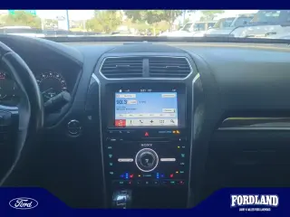 Ford Explorer 2017 AWD Platinum 4dr SUV