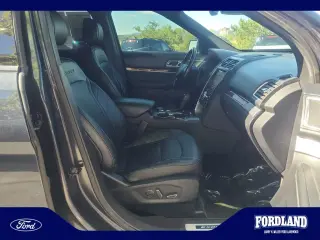 Ford Explorer 2017 AWD Platinum 4dr SUV