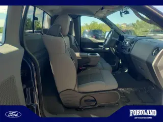 Ford F-150 2006 XL 2dr Regular Cab Styleside 6.5 ft. SB