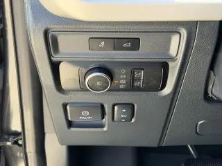 Ford Expedition 2023 4x2 XLT 4dr SUV