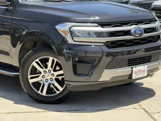 Ford Expedition 2023 4x2 XLT 4dr SUV