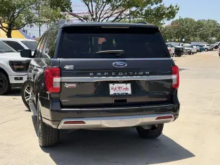 Ford Expedition 2023 4x2 XLT 4dr SUV