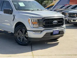 Ford F-150 2023 4x2 Lariat 4dr SuperCrew 5.5 ft. SB
