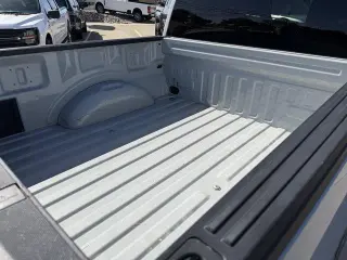 Ford F-150 2023 4x2 Lariat 4dr SuperCrew 5.5 ft. SB
