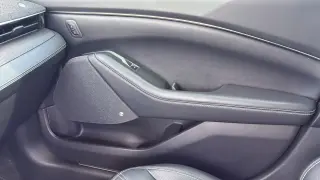 Ford Mustang Mach-E 2023 AWD Premium 4dr SUV