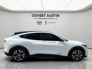 Ford Mustang Mach-E 2023 AWD Premium 4dr SUV