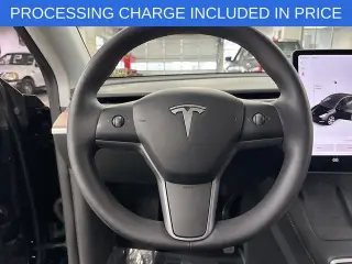 Tesla Model Y 2022 AWD Long Range 4dr Crossover