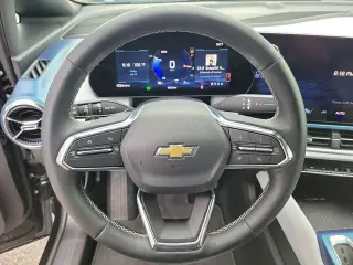 Chevrolet Equinox EV 2025 LT 2 4dr SUV