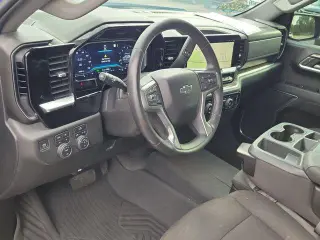 Chevrolet Silverado 1500 2022 4x4 RST 4dr Crew Cab 5.8 ft. SB