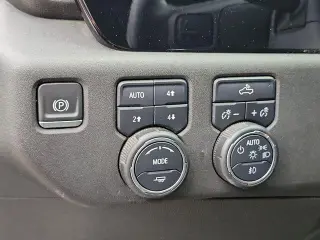 Chevrolet Silverado 1500 2022 4x4 RST 4dr Crew Cab 5.8 ft. SB