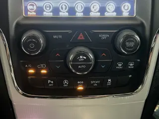 Jeep Grand Cherokee 2018 4x2 Sterling Edition 4dr SUV