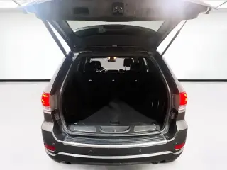 Jeep Grand Cherokee 2018 4x2 Sterling Edition 4dr SUV