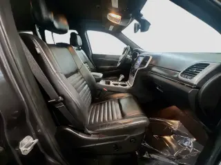 Jeep Grand Cherokee 2018 4x2 Sterling Edition 4dr SUV