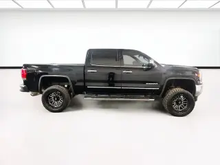 GMC Sierra 1500 2018 4x4 SLT 4dr Crew Cab 5.8 ft. SB