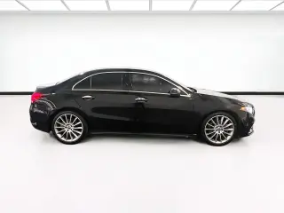 Mercedes-Benz A-Class 2019 A 220 4dr Sedan