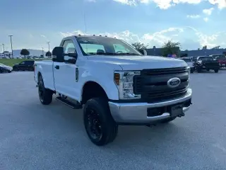 Ford F-250 Super Duty 2019 4x4 XL 2dr Regular Cab 8 ft. LB Pickup