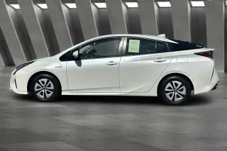 Toyota Prius 2018 Two 4dr Hatchback