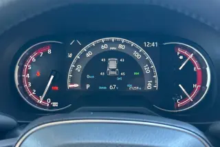Toyota RAV4 2025 AWD XLE Premium 4dr SUV