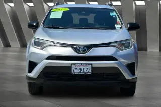 Toyota RAV4 2017 AWD LE 4dr SUV