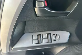 Toyota RAV4 2017 AWD LE 4dr SUV
