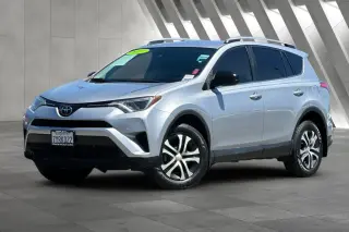 Toyota RAV4 2017 AWD LE 4dr SUV