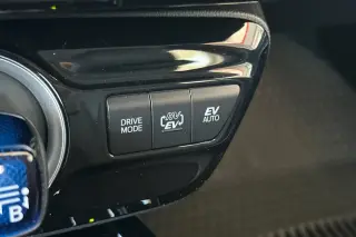 Toyota Prius Prime 2022 XLE 4dr Hatchback