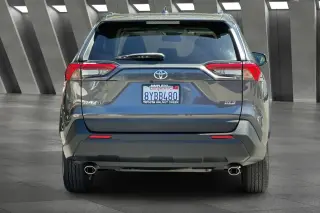 Toyota RAV4 2021 XLE 4dr SUV